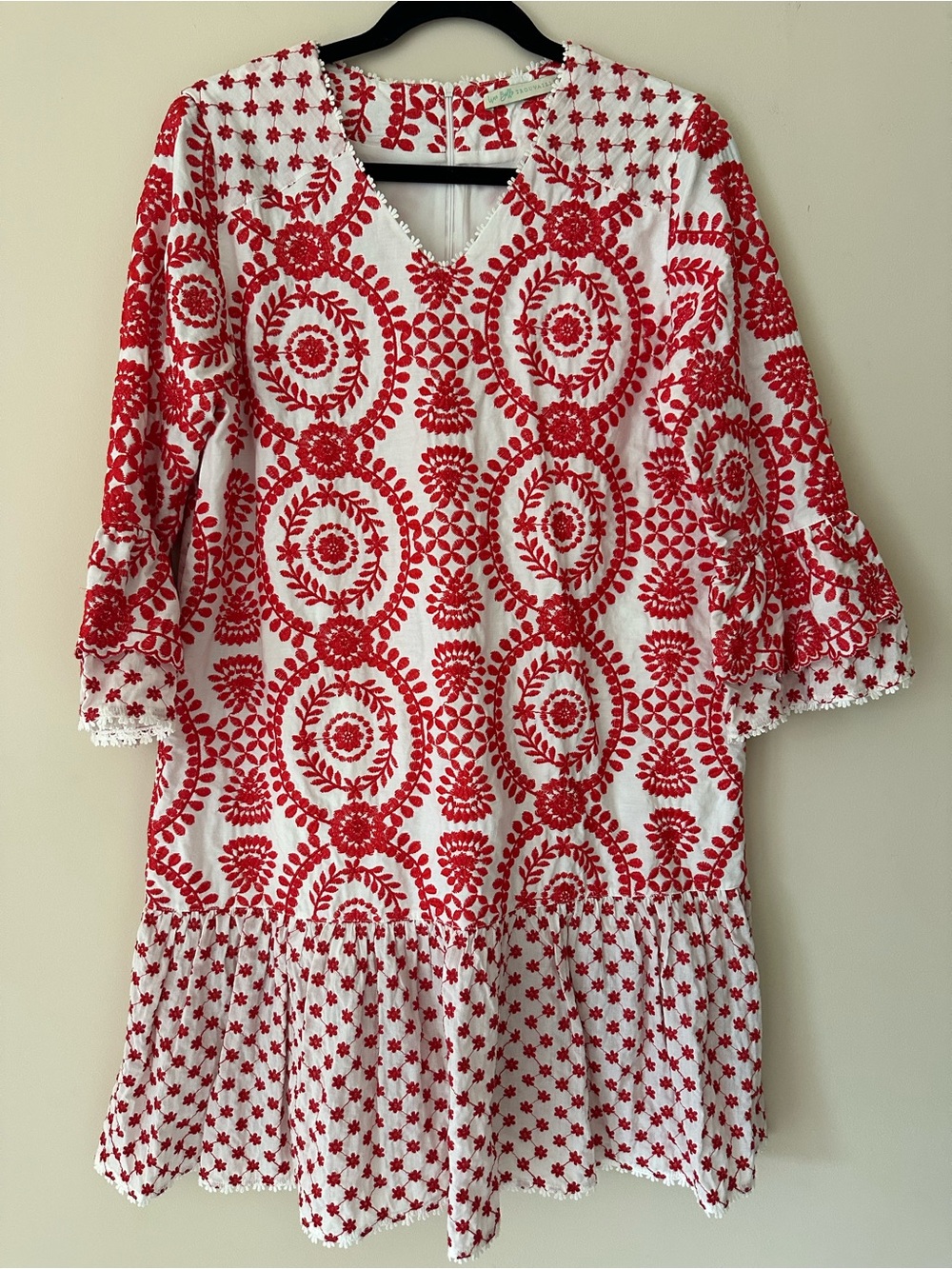 Une Belle Trouvaille Red & White Embroidered V-Neck 3/4 Sleeve Tiered Dress
